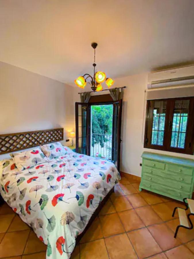 Grazalema - Casita La Calma - Incredible Views, Clima Frio-Calor, Wifi & Private Parking Optional Βίλα Εξωτερικό φωτογραφία